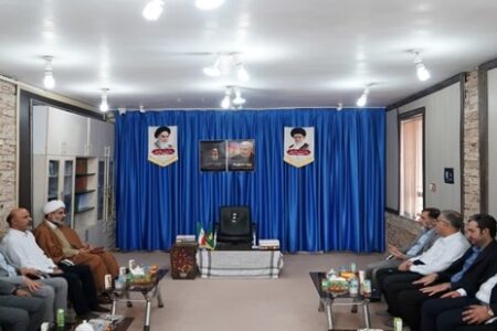 دیدار سرپرست منطقه ویژه اقتصادی پارسیان با امام جمعه شهرستان پارسیان
