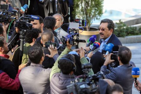 انتقاد تند وزیر صمت به قطع کامل برق صنایع بزرگ در 15 روز آینده