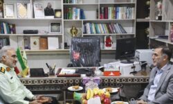 دیدار مدیرعامل منطقه ویژه اقتصادی پارسیان با فرمانده انتظامی شهرستان به مناسبت هفته نیروی انتظامی