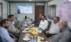 از نشست با سرمایهگذاران تا بازدید از آبشیرینکن و پروژههای کلیدی