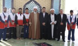 تجدید میثاق با آرمانهای انقلاب در گلزار شهدا و نواختن گلبانگ انقلاب اسلامی در شهرستان پارسیان