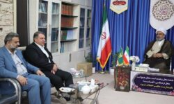 دیدار مدیرعامل منطقه ویژه اقتصادی پارسیان با امام جمعه شهرستان پارسیان به مناسبت دهه فجر؛ تأکید بر شتاب‌بخشی به توسعه زیرساخت‌ها و جذب سرمایه‌گذار