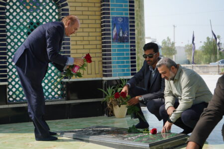 تجدید بیعت سرپرست شرکت توسعه صنایع انرژی‌بر پارسیان جنوب با آرمان‌های شهدا